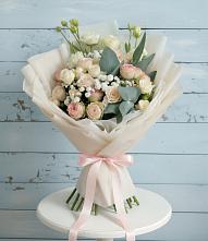 Букет цветов из:  Розы и Лизиантусы #REPLACE_PRED# Югорске