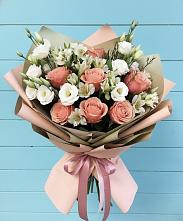 Букет цветов из:  Розы, Альстромерии и Лизиантусы в Югорске