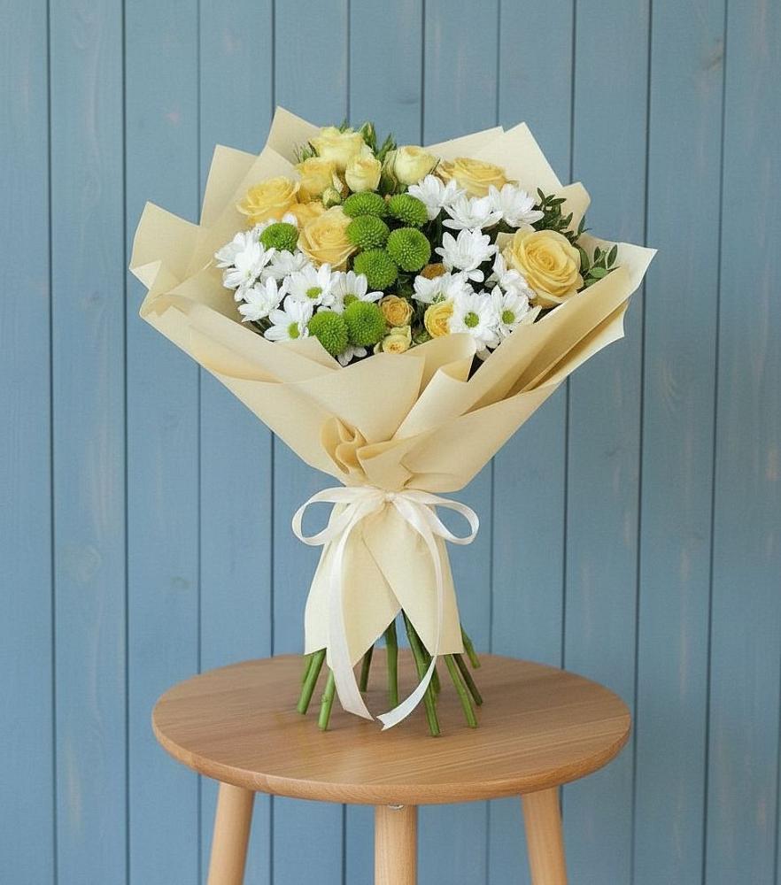 Букет цветов из: Хризантемы и Розы в Югорске