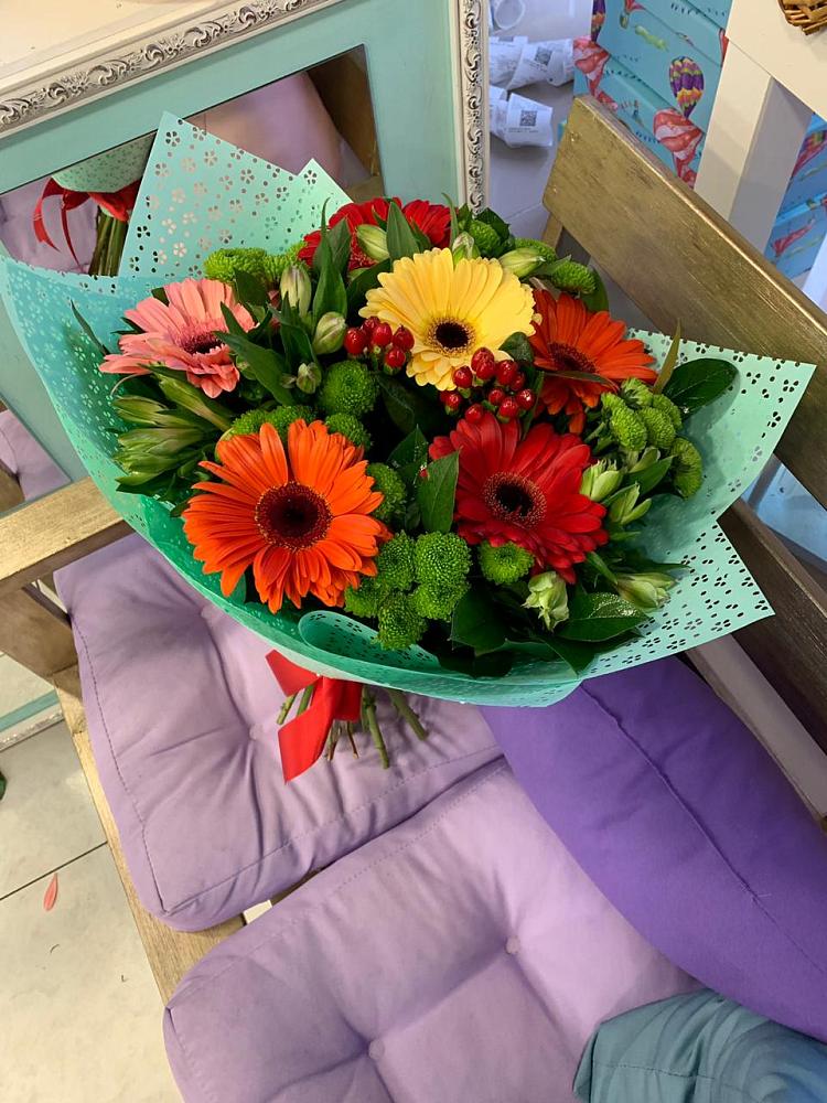 Букет цветов из: Герберы, Хризантемы и Альстромерии в Югорске