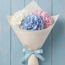 Букет цветов из:  Гортензия в Югорске