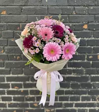 Букет цветов из:  Герберы и Хризантемы в Югорске