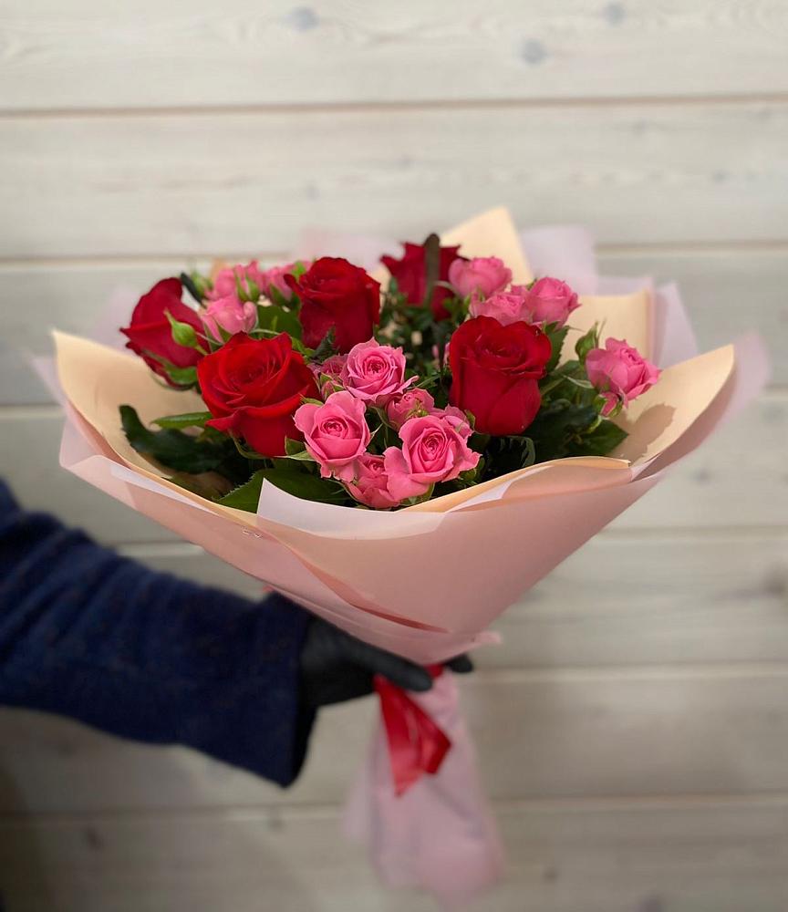 Букет цветов из: Розы в Югорске